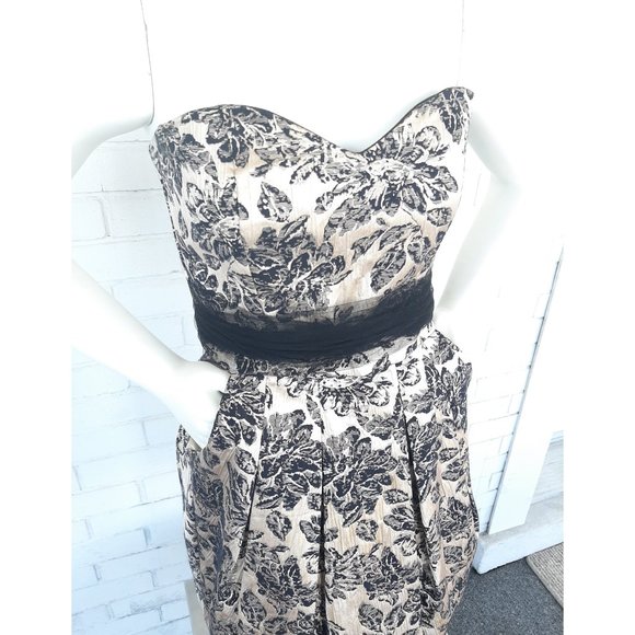 Floral Dress in White Gold - Picture 1 of 11